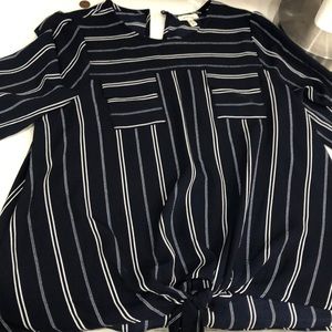 Navy blue kids girl X large top